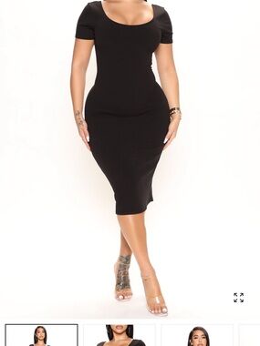 Cara Ribbed Midi Dress
Classic Black Scoop-Neck Bodycon Midi Dress
